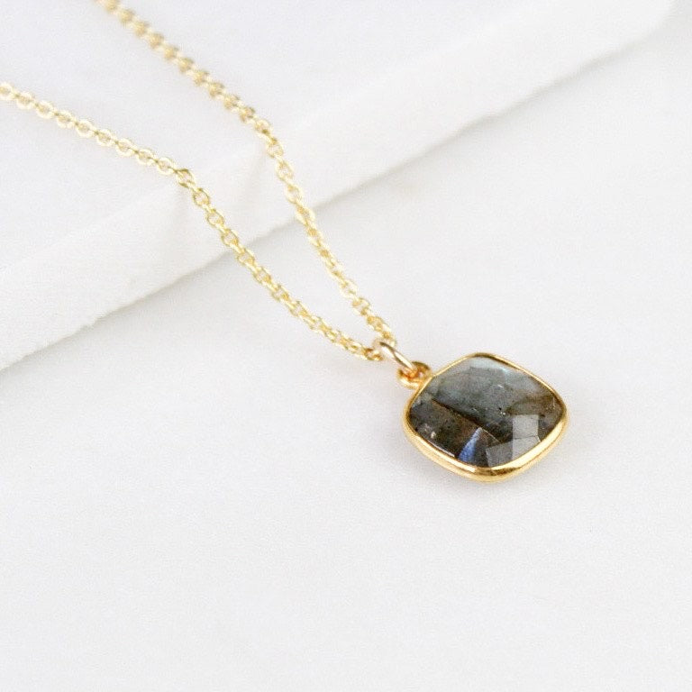 Labradorite Gemstone Necklace