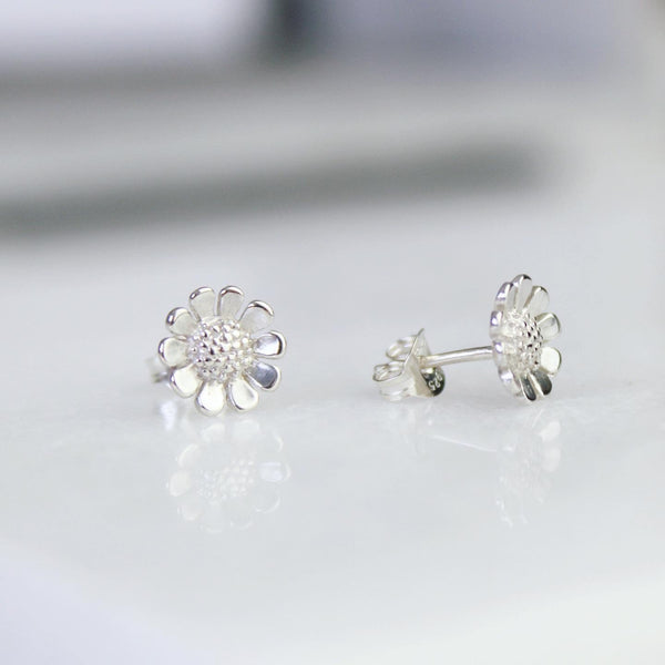 Daisy Studs