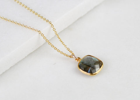 Labradorite Gemstone Necklace