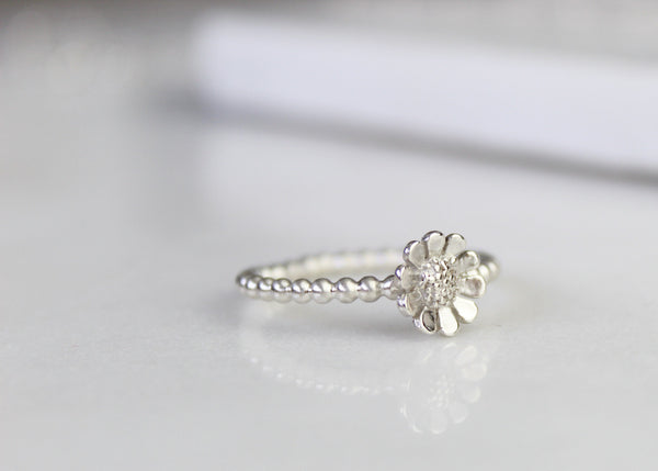 Beaded Daisy Ring