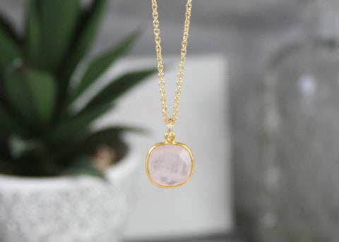 Rose Quartz Gemstone Necklace