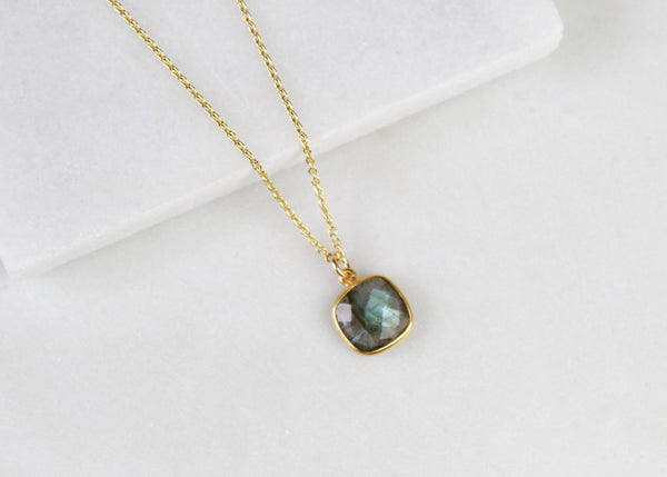 Labradorite Gemstone Necklace