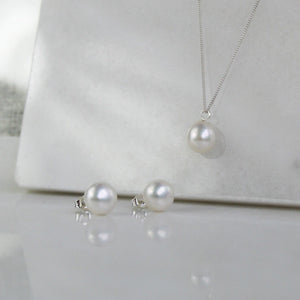 Freshwater Pearl Necklace