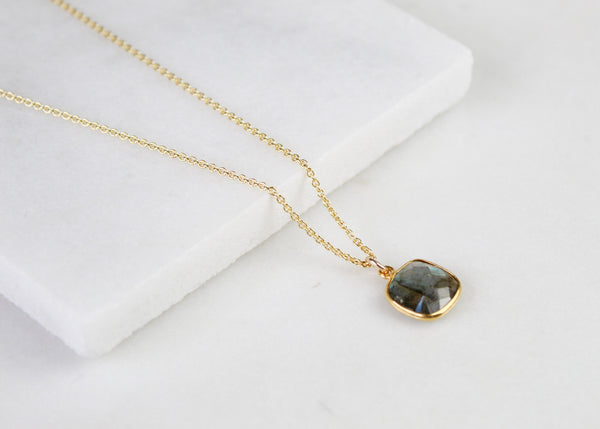 Labradorite Gemstone Necklace